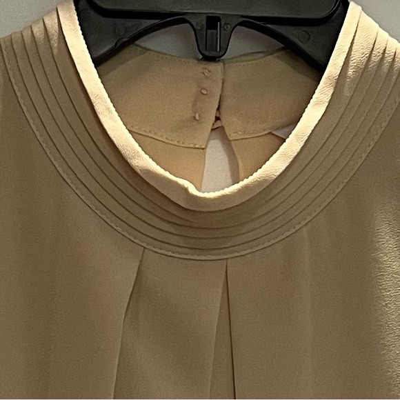 NWT Naked Zebra High Neck 3-Button Back of Neck Closure - Picture 2 of 7